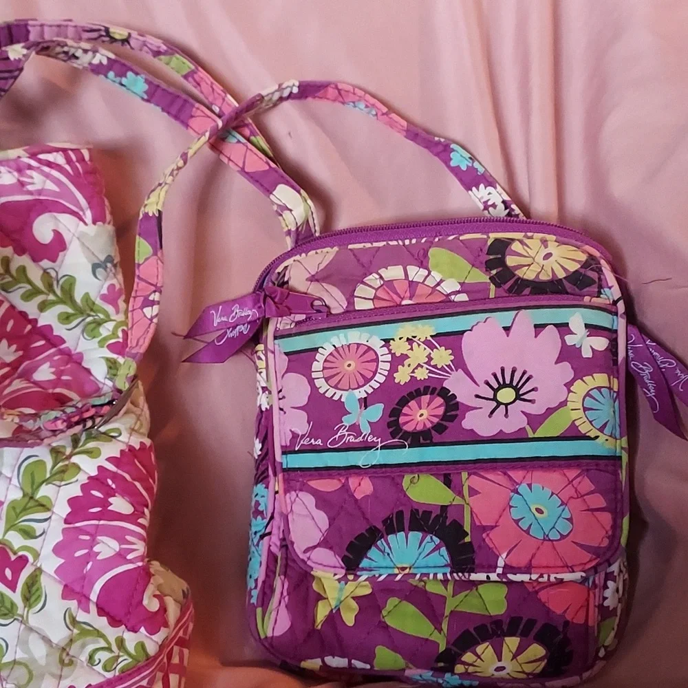 Purses - Picture 2 of 4